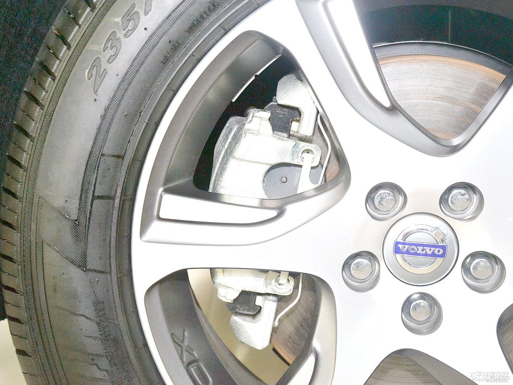 ﺣ{֠XC60(M)(ji)(ji)DƬ