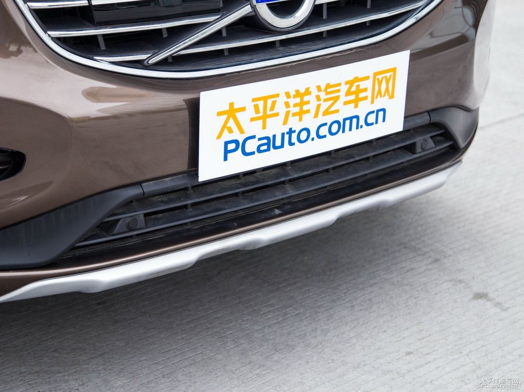 暮色銅沃爾沃XC60車頭外觀圖片