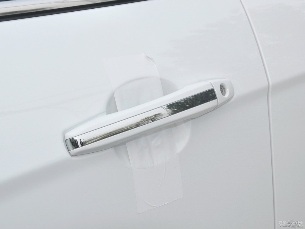 冰晶白新帝豪車(chē)身外觀圖片
