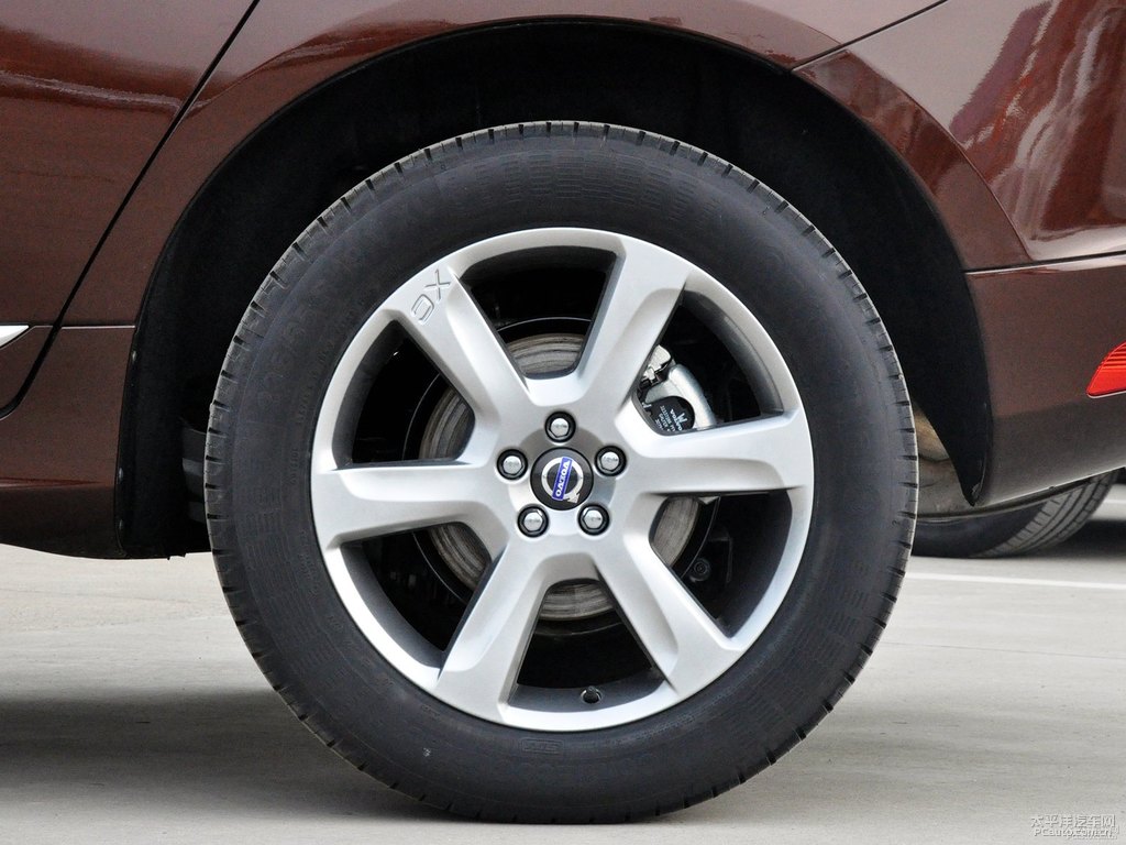 ɫ֠XC60(M(jn))܇^DƬ