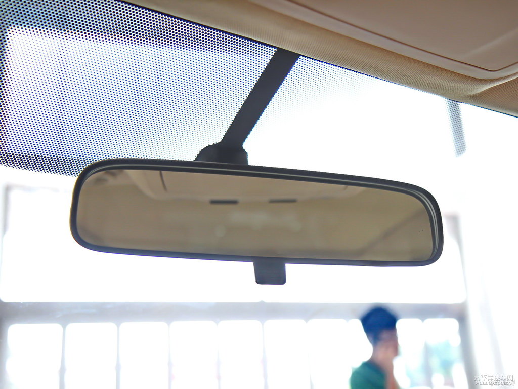 珍珠白漢蘭達車廂內(nèi)飾圖片
