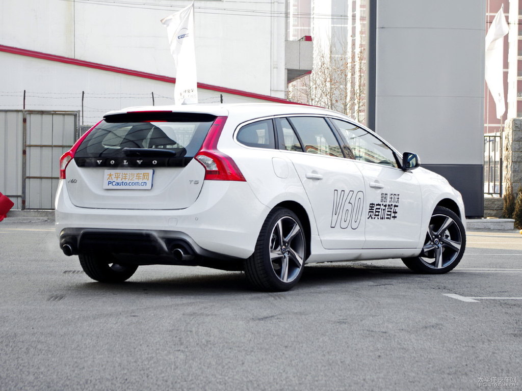 水晶白沃爾沃V60整車外觀外觀圖片