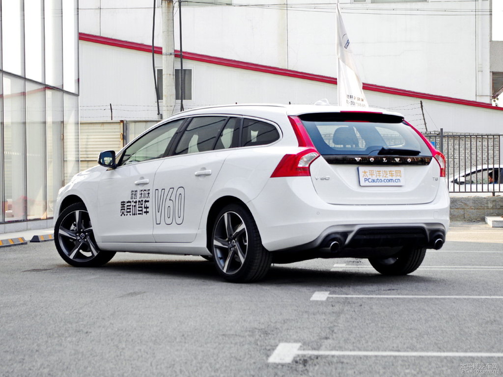 水晶白沃爾沃V60整車外觀外觀圖片