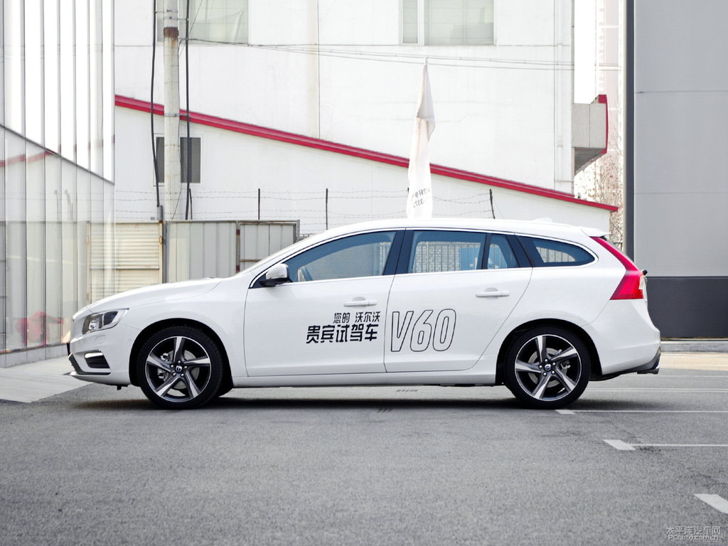 水晶白沃爾沃V60整車外觀外觀圖片