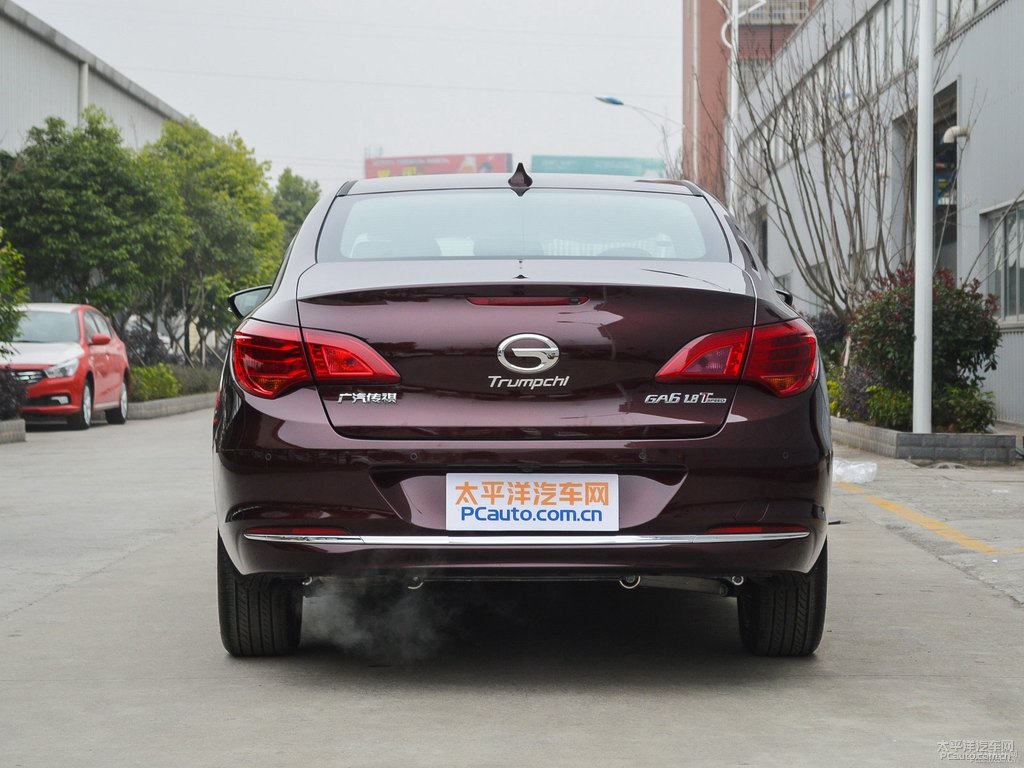 摩卡棕傳祺GA6整車外觀外觀圖片