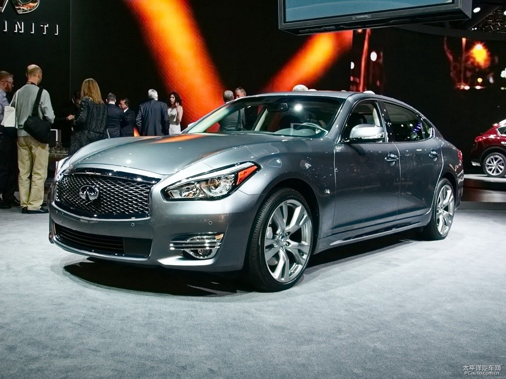 水亮銀英菲尼迪Q70L整車外觀外觀圖片