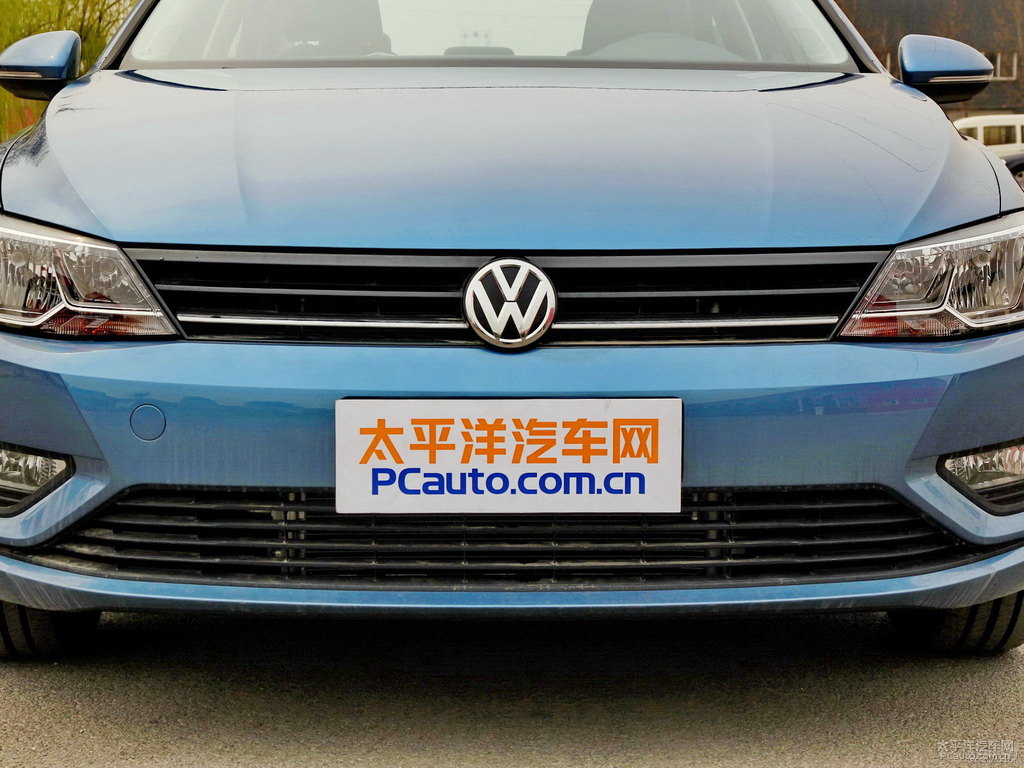 澎湃藍(lán)凌渡車(chē)頭外觀圖片