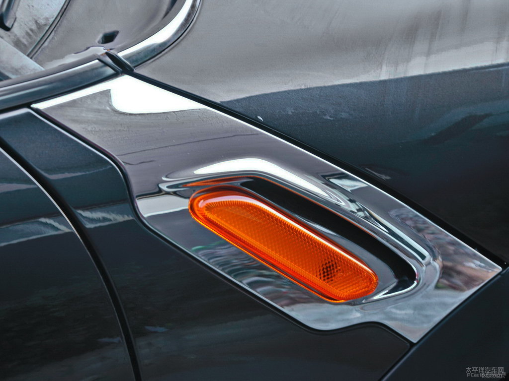 ҹMINI COUNTRYMAN܇^DƬ