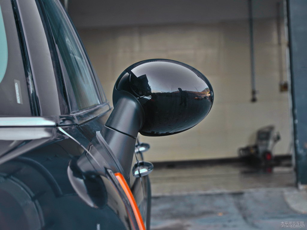 ҹMINI COUNTRYMAN܇^DƬ
