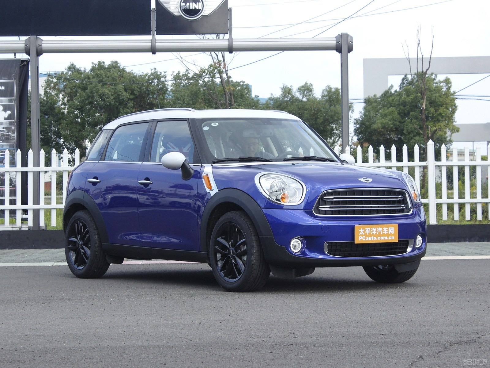MINI COUNTRYMAN外觀高清大圖
