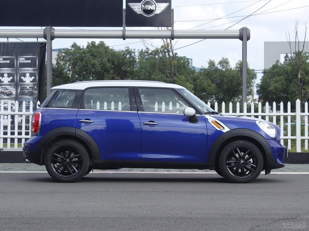 ǿ{MINI COUNTRYMAN܇^^DƬ