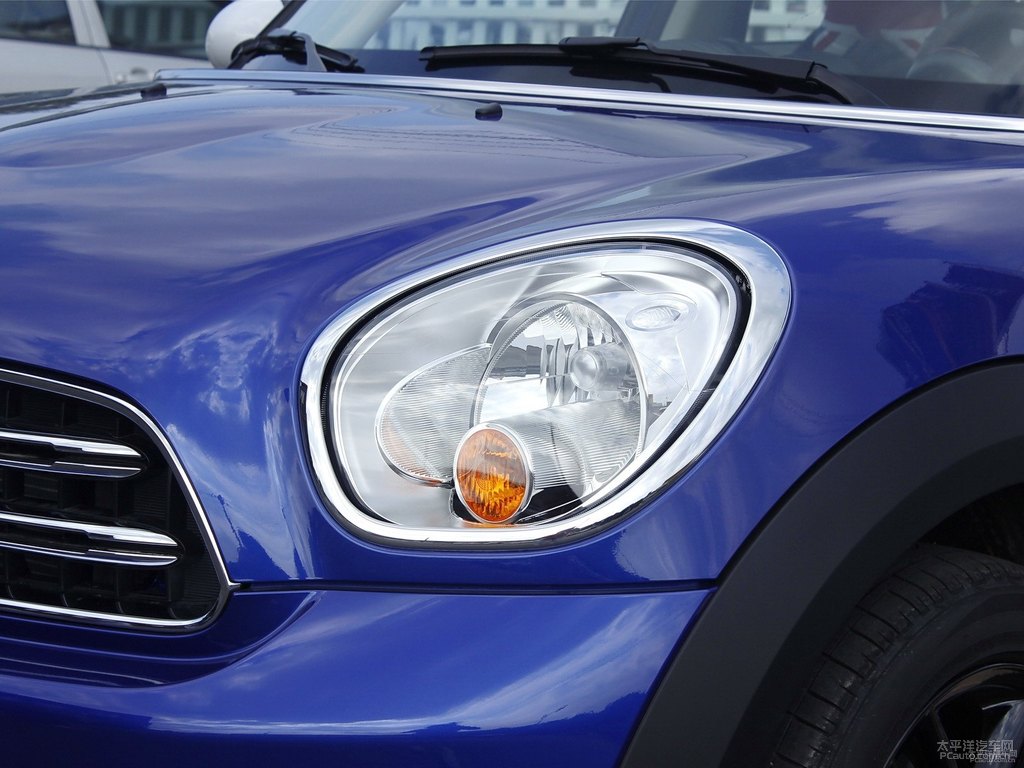 ǿ{MINI COUNTRYMAN܇^^DƬ