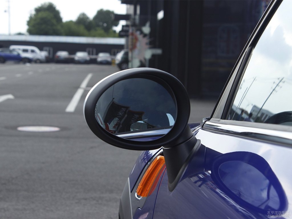 ǿ{(ln)MINI COUNTRYMAN܇(ch)^DƬ