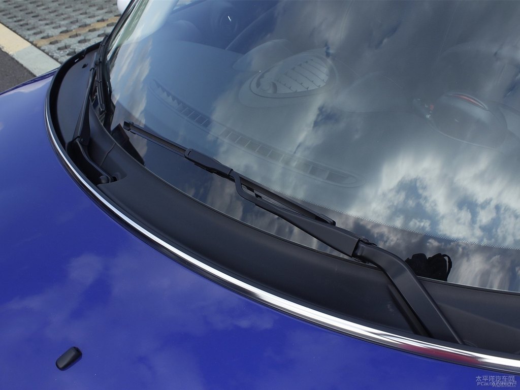 ǿ{MINI COUNTRYMAN܇^DƬ