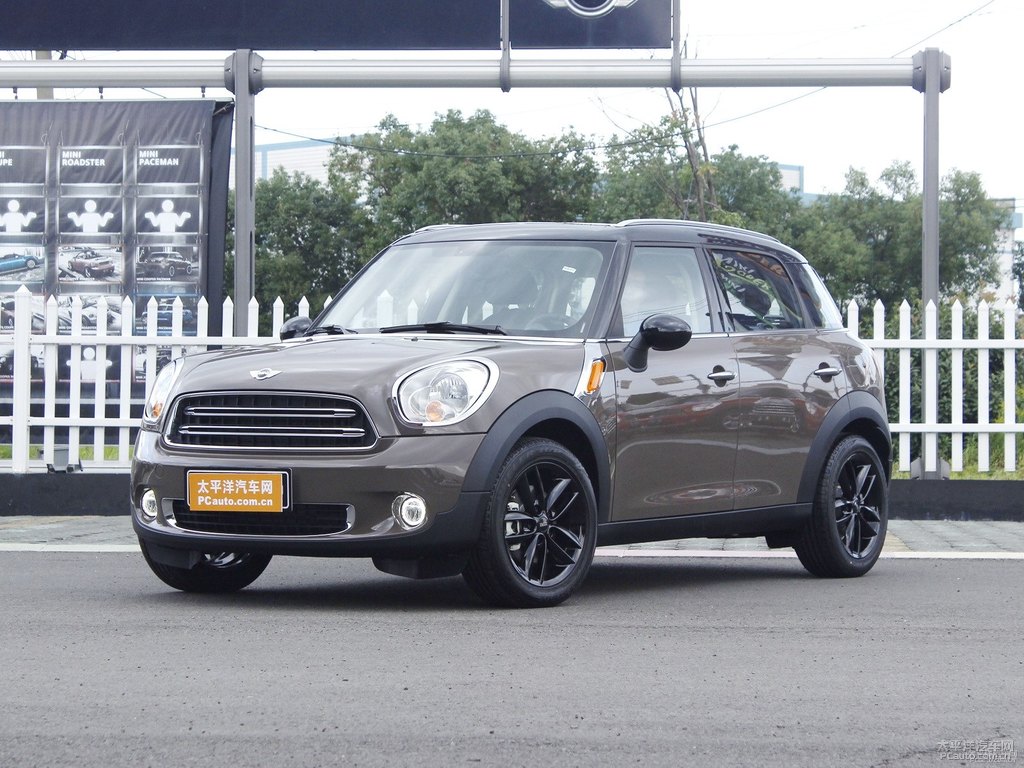 \ɫMINI COUNTRYMAN܇^^DƬ