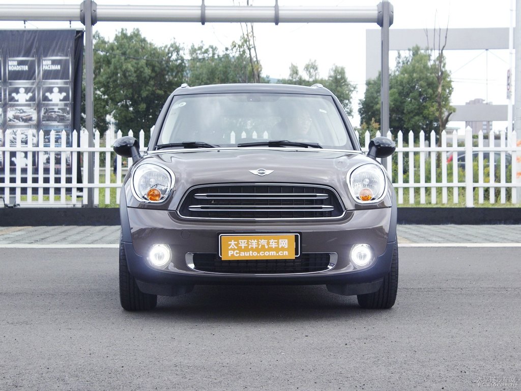 \ɫMINI COUNTRYMAN܇^^DƬ