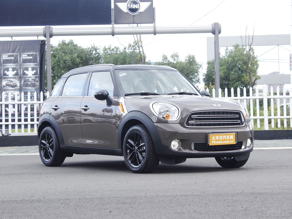 \ɫMINI COUNTRYMAN܇^^DƬ