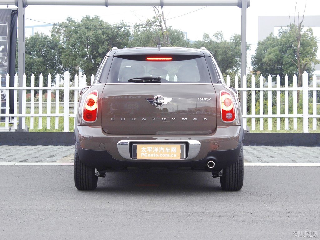 \ɫMINI COUNTRYMAN܇^^DƬ