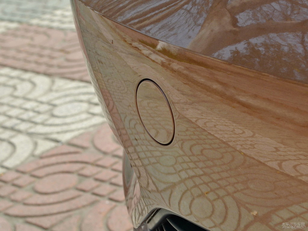 炫目金凌渡車頭外觀圖片