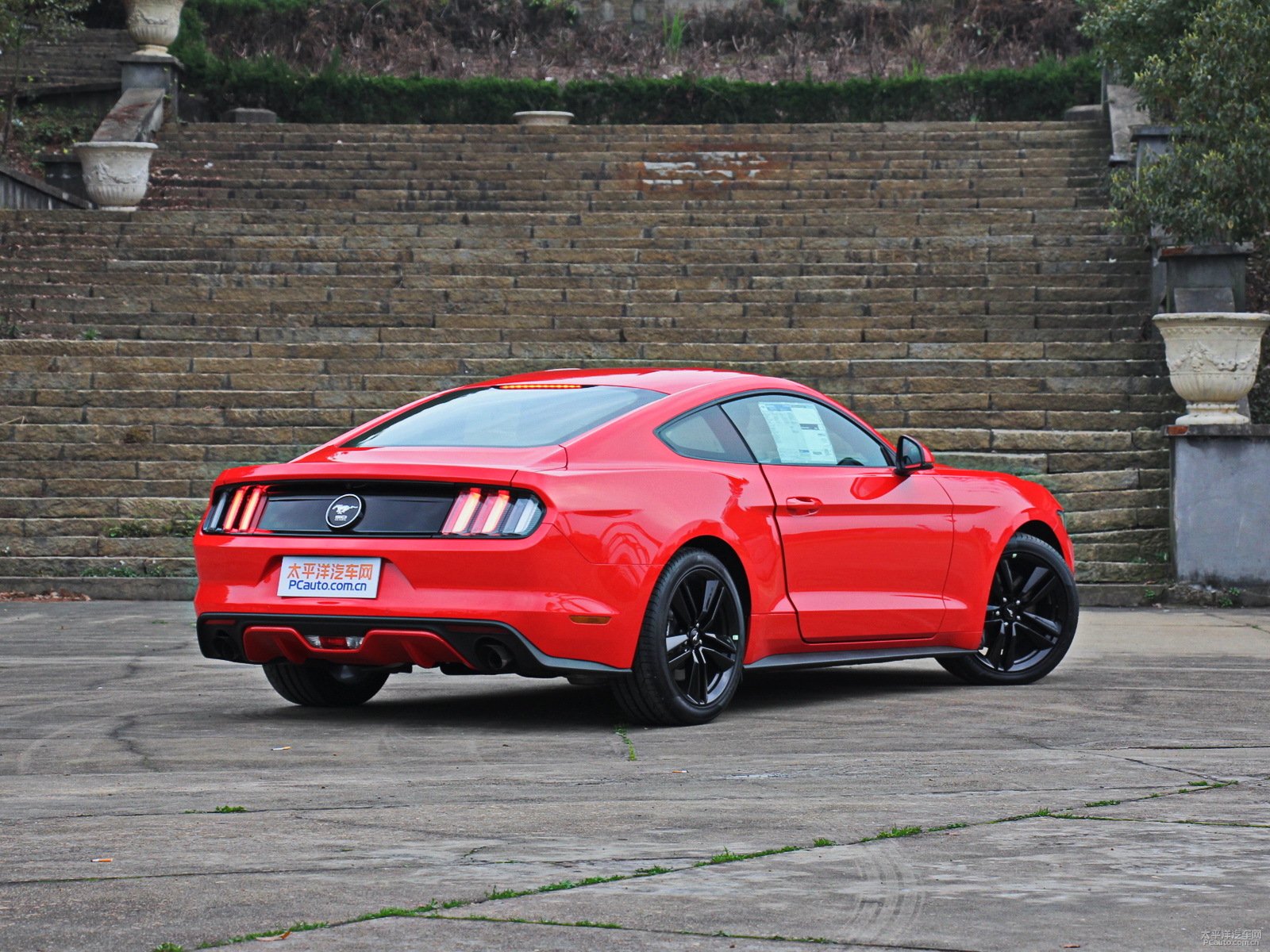 福特Mustang外觀高清大圖