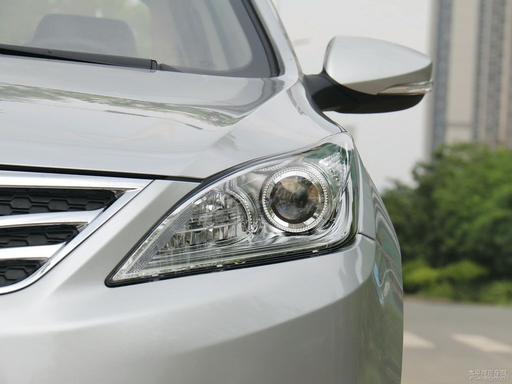 星河銀逸動(dòng)車頭外觀圖片