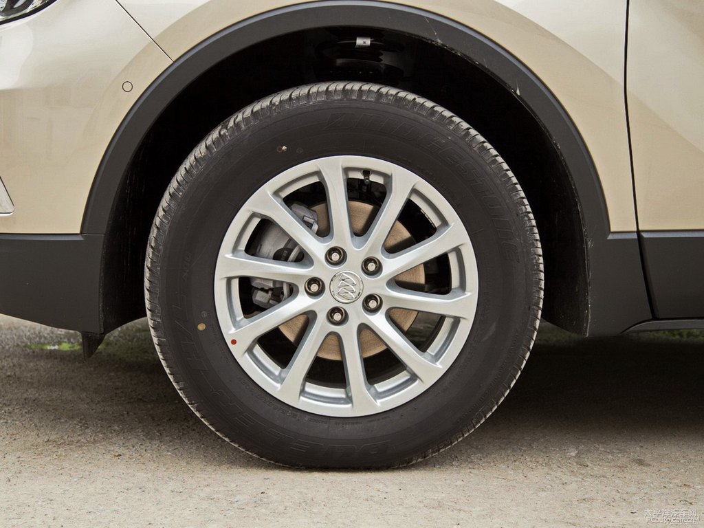 卡其金昂科威車身外觀圖片