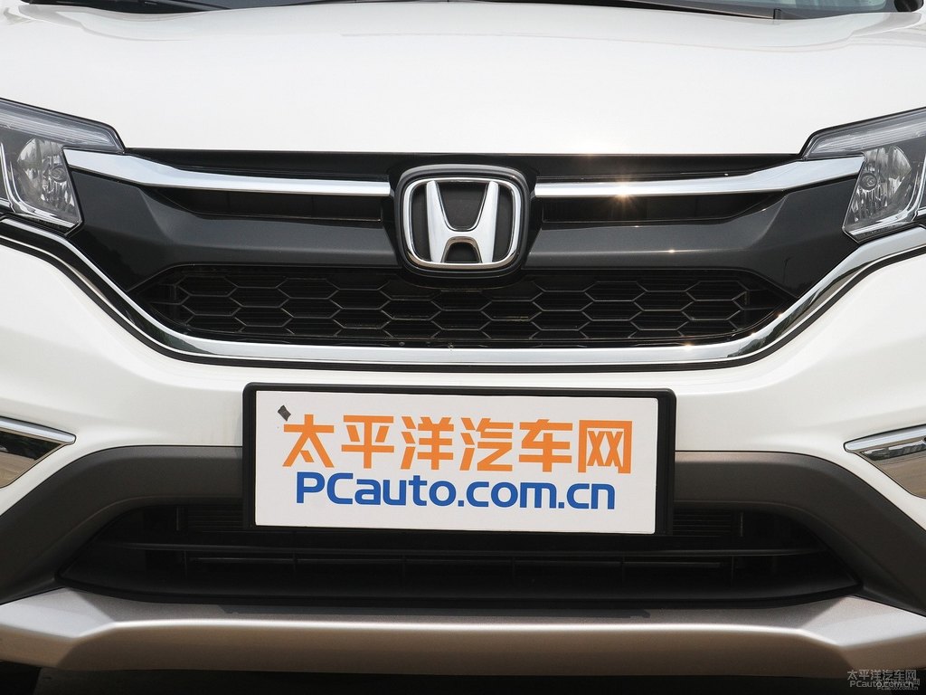珍珠白本田CR-V車頭外觀圖片