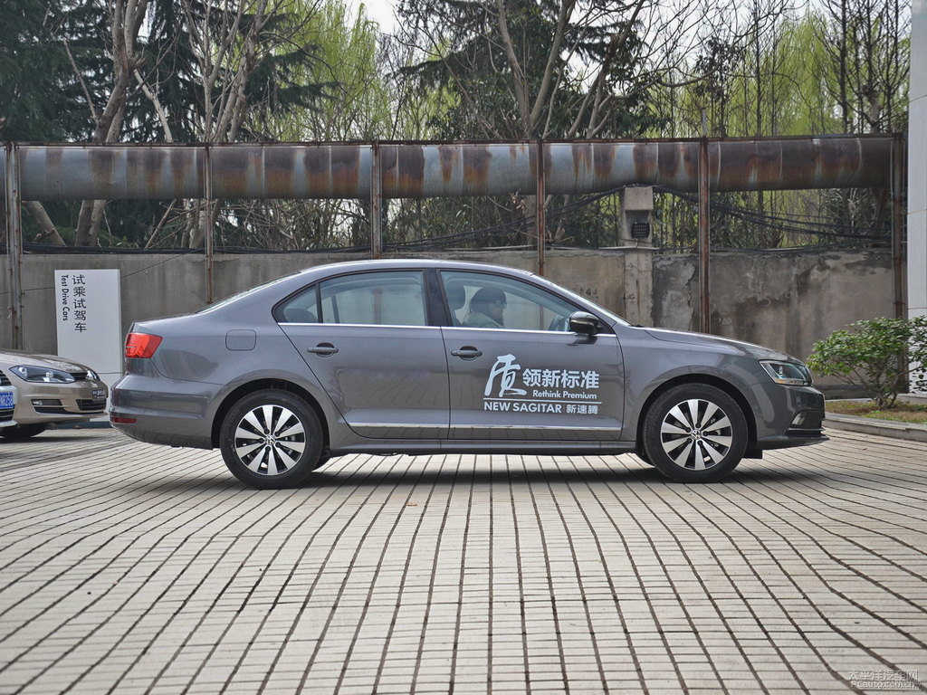 波斯灰速騰整車外觀外觀圖片