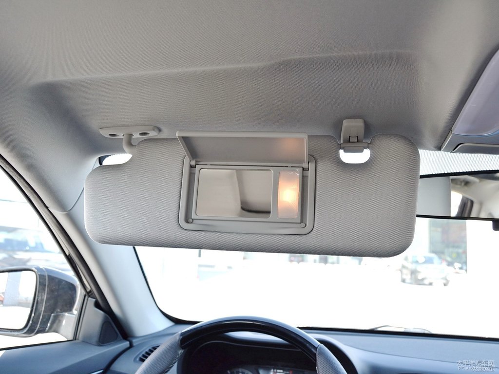 典雅黑傳祺GA6車廂內(nèi)飾圖片
