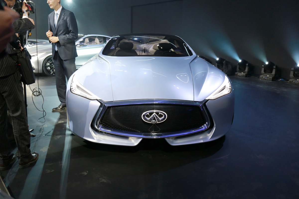 英菲尼迪Q80車展高清大圖