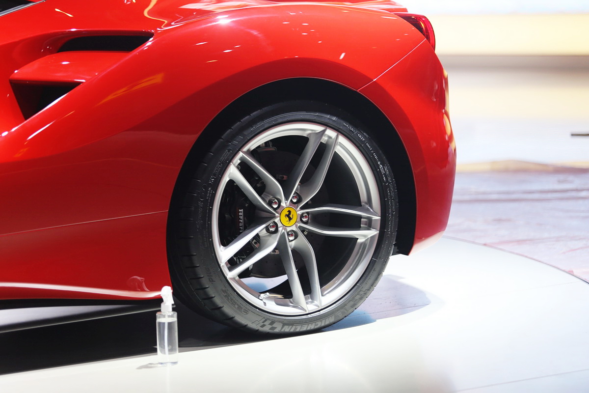 488DƬ