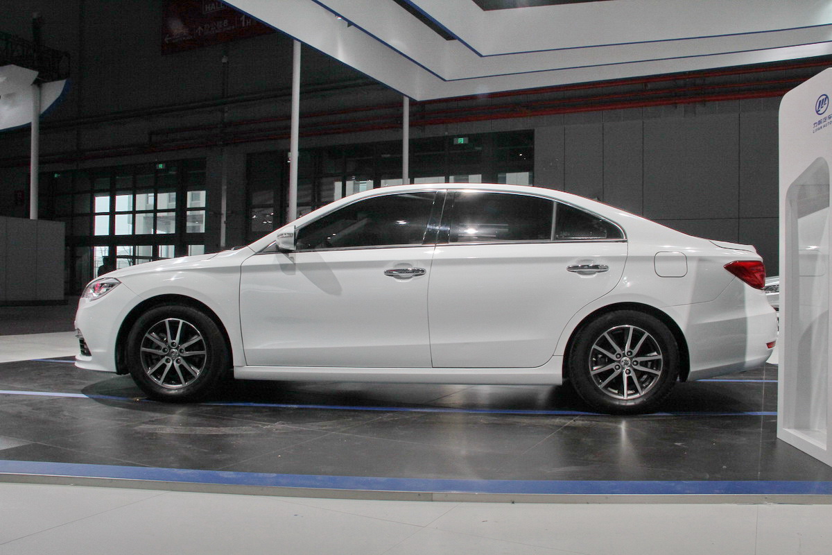 力帆820車展高清大圖
