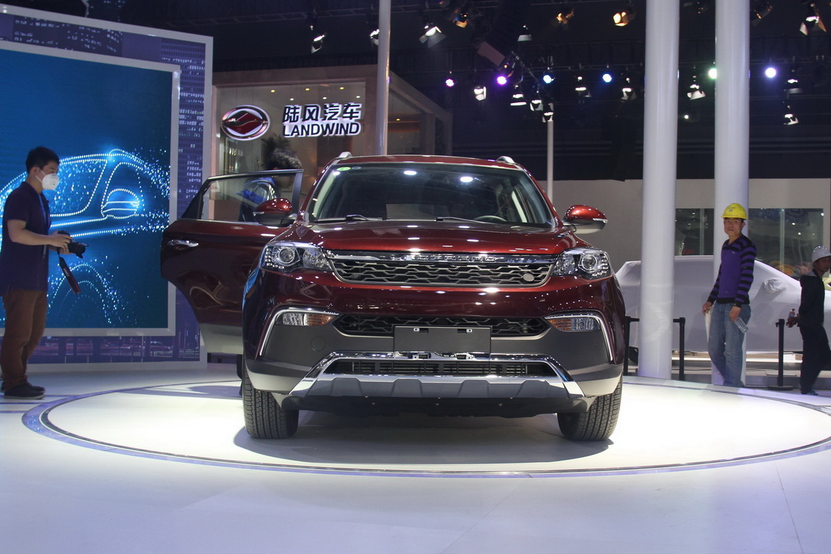 獵豹CS10車(chē)展高清大圖
