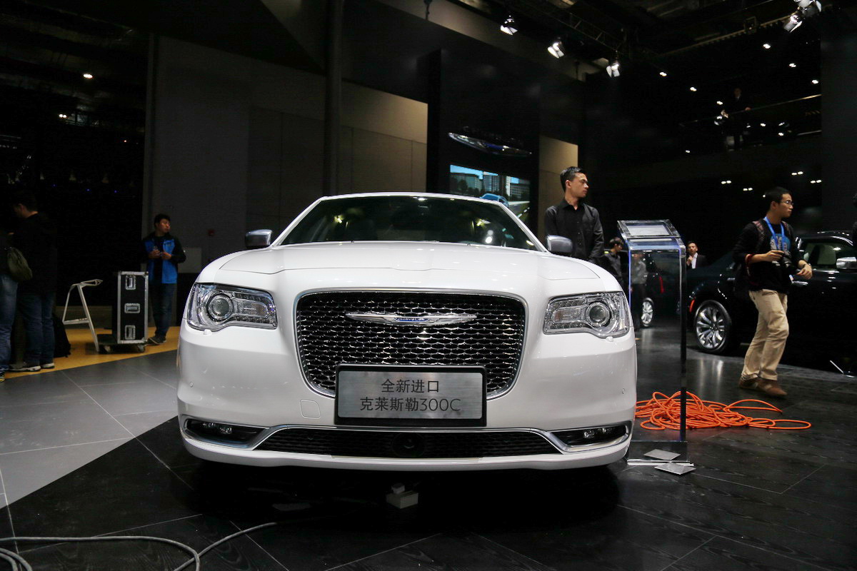 克萊斯勒300C車展高清大圖