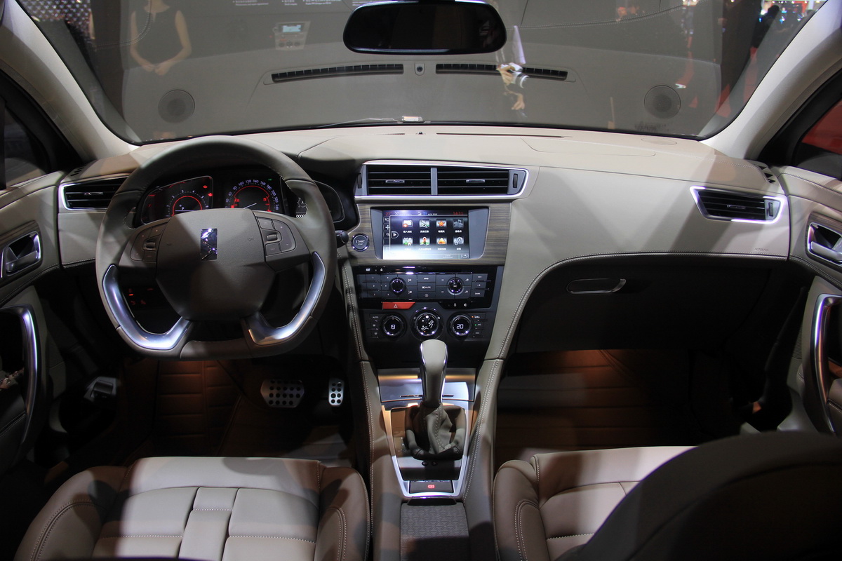 DS 5LSDƬ