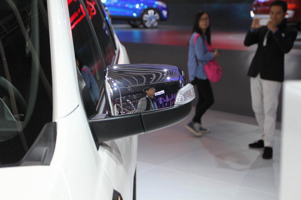 撼路者車展高清大圖