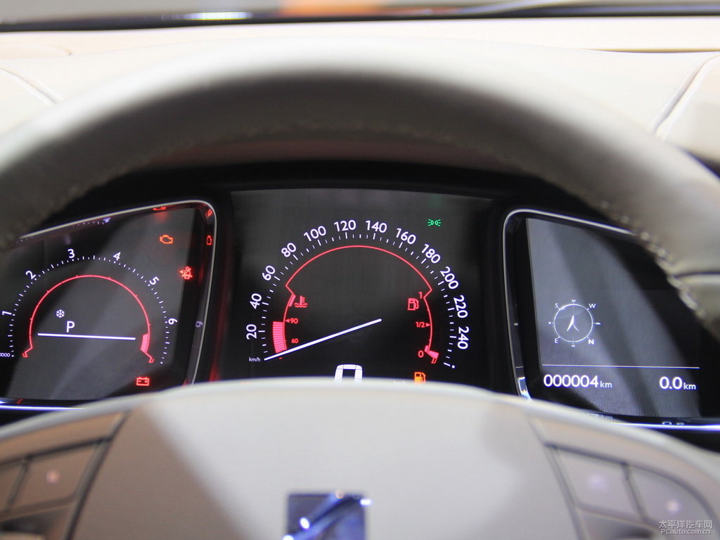 DS 5LS內(nèi)飾高清大圖
