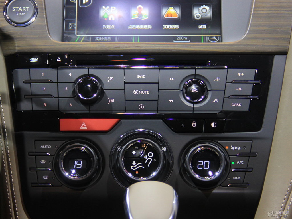 DS 5LS內(nèi)飾高清大圖