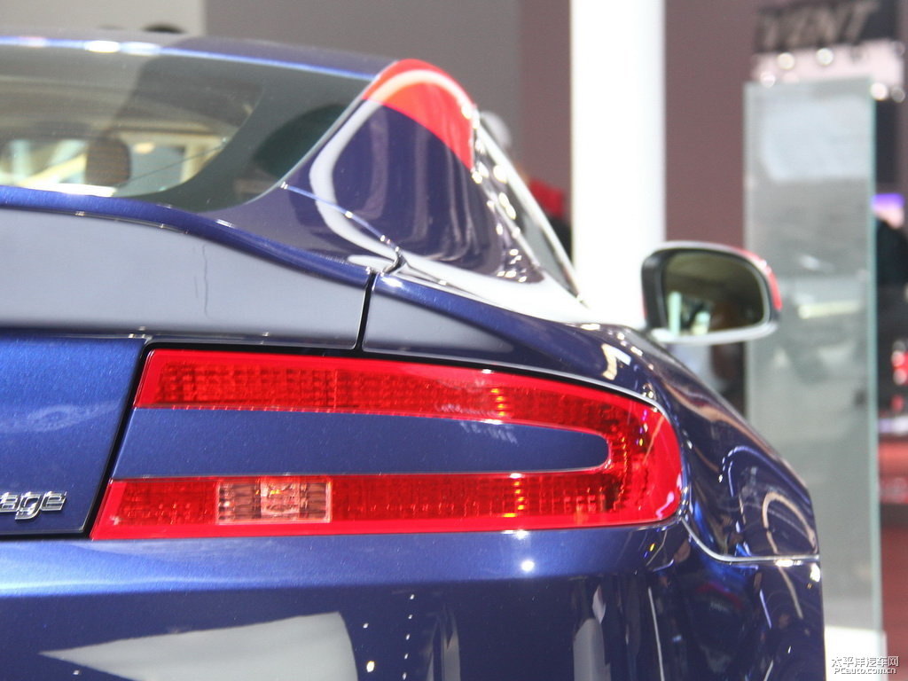 V8 Vantage܇β^DƬ