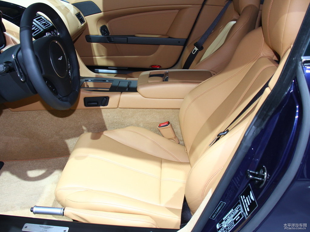 V8 Vantage΃(ni)DƬ