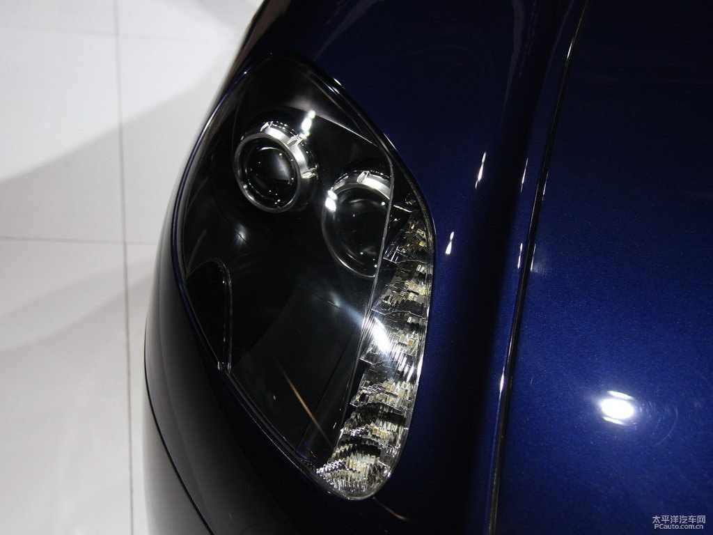 V8 Vantage܇^^DƬ