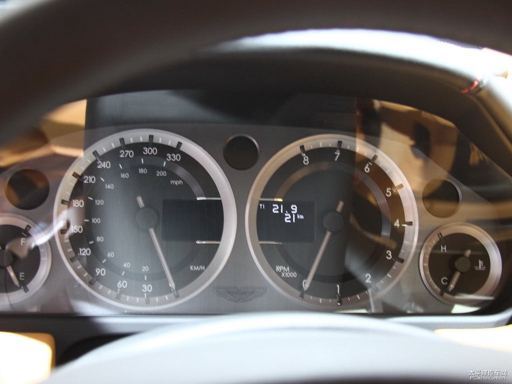 V8 Vantageп؃DƬ