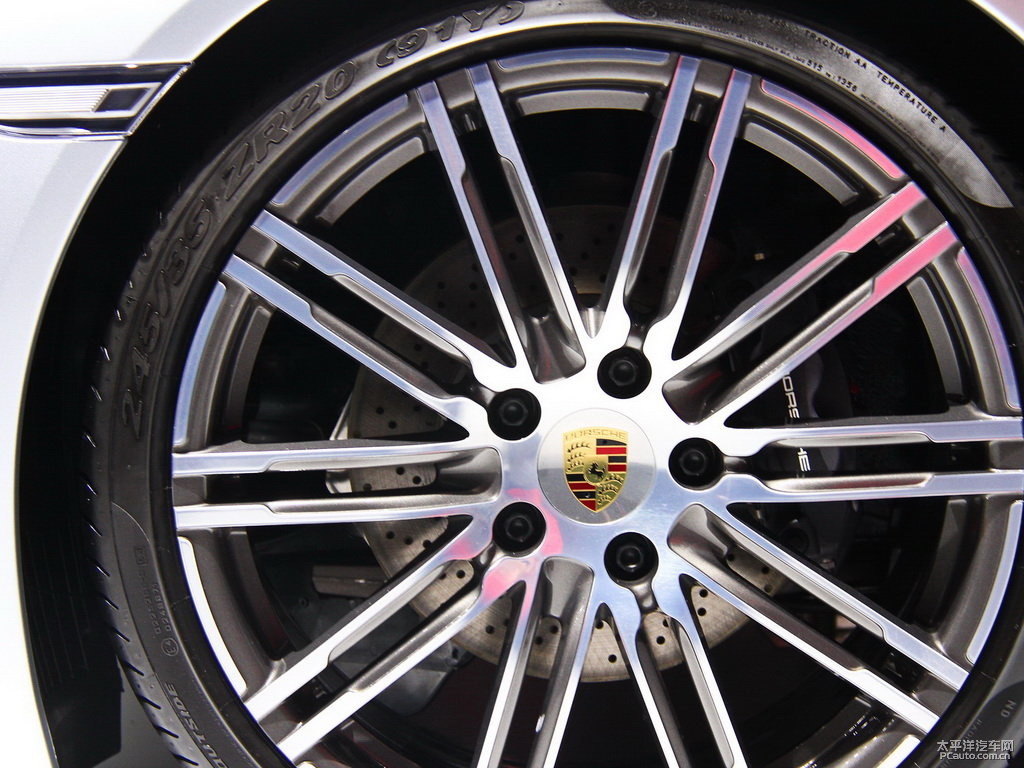 GT銀保時(shí)捷911車身外觀圖片