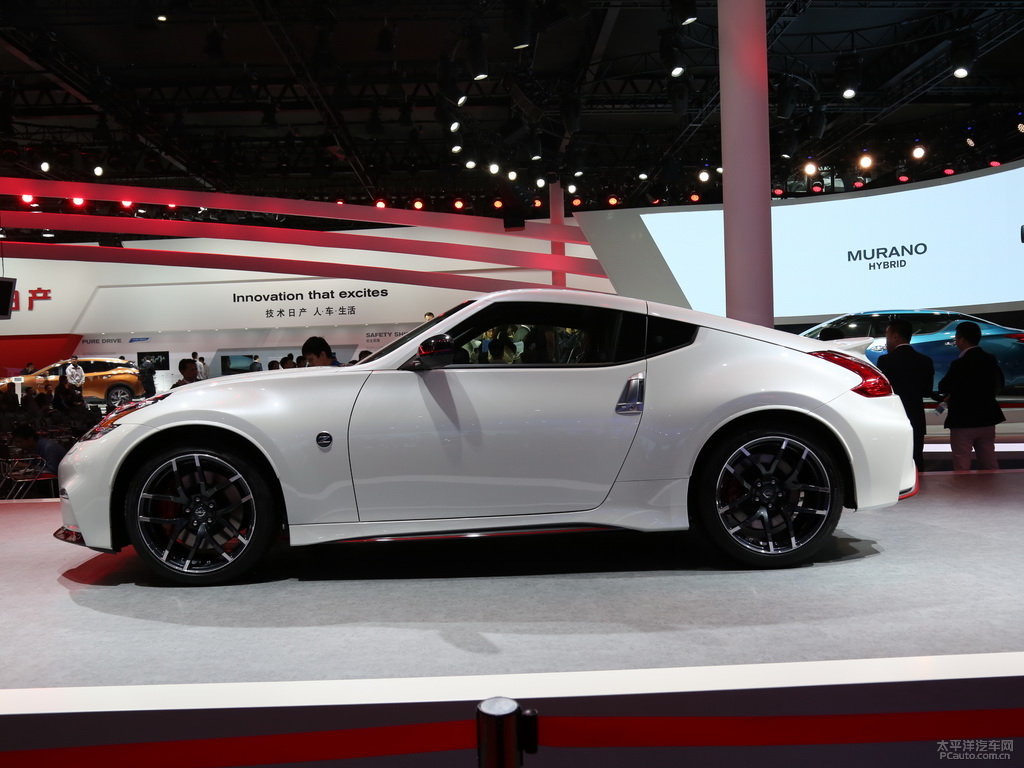 日產(chǎn)370Z外觀高清大圖