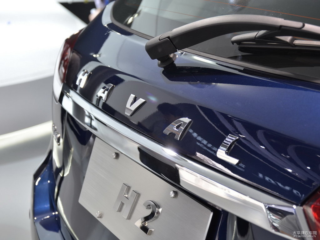 風(fēng)尚藍(lán)哈弗H2車尾外觀圖片