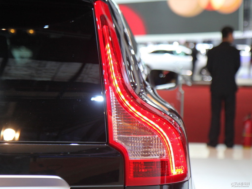 ֠XC60(M)܇β^DƬ