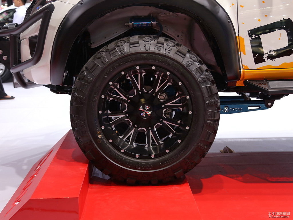 D-MAX܇(ch)^(gun)DƬ