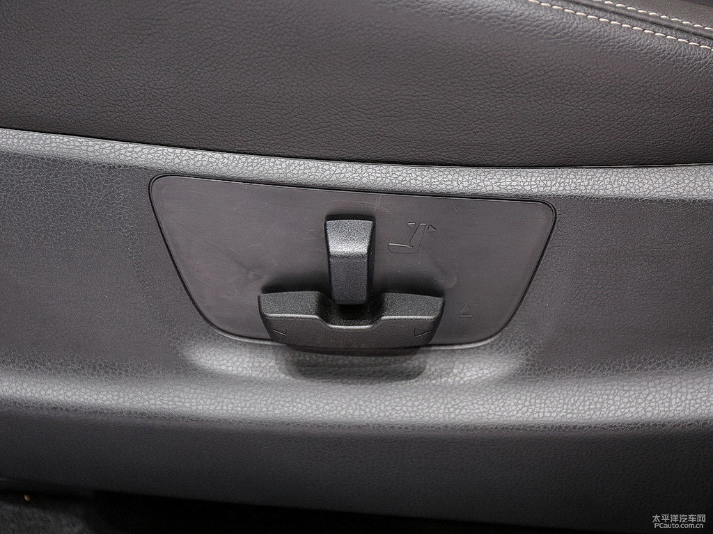 D-MAX΃(ni)DƬ
