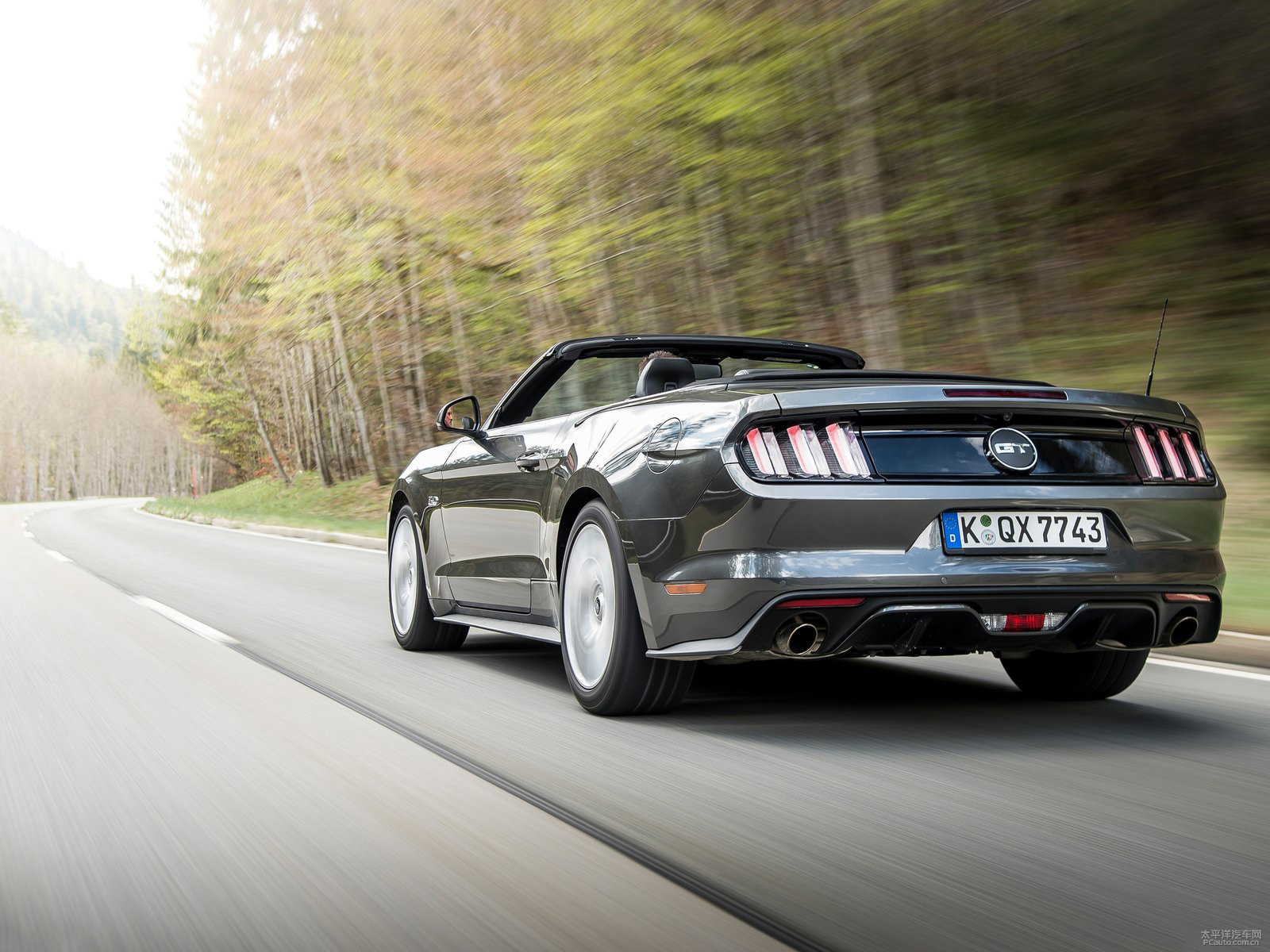 福特Mustang外觀高清大圖