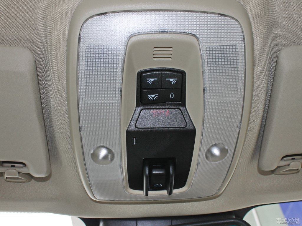 暮色銅沃爾沃XC60車廂內(nèi)飾圖片